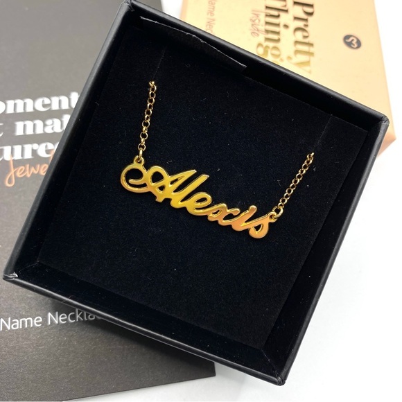 Alexis Pretty Things Inside My Name Necklace ALEXIS NWOT in Box - Picture 7 of 7
